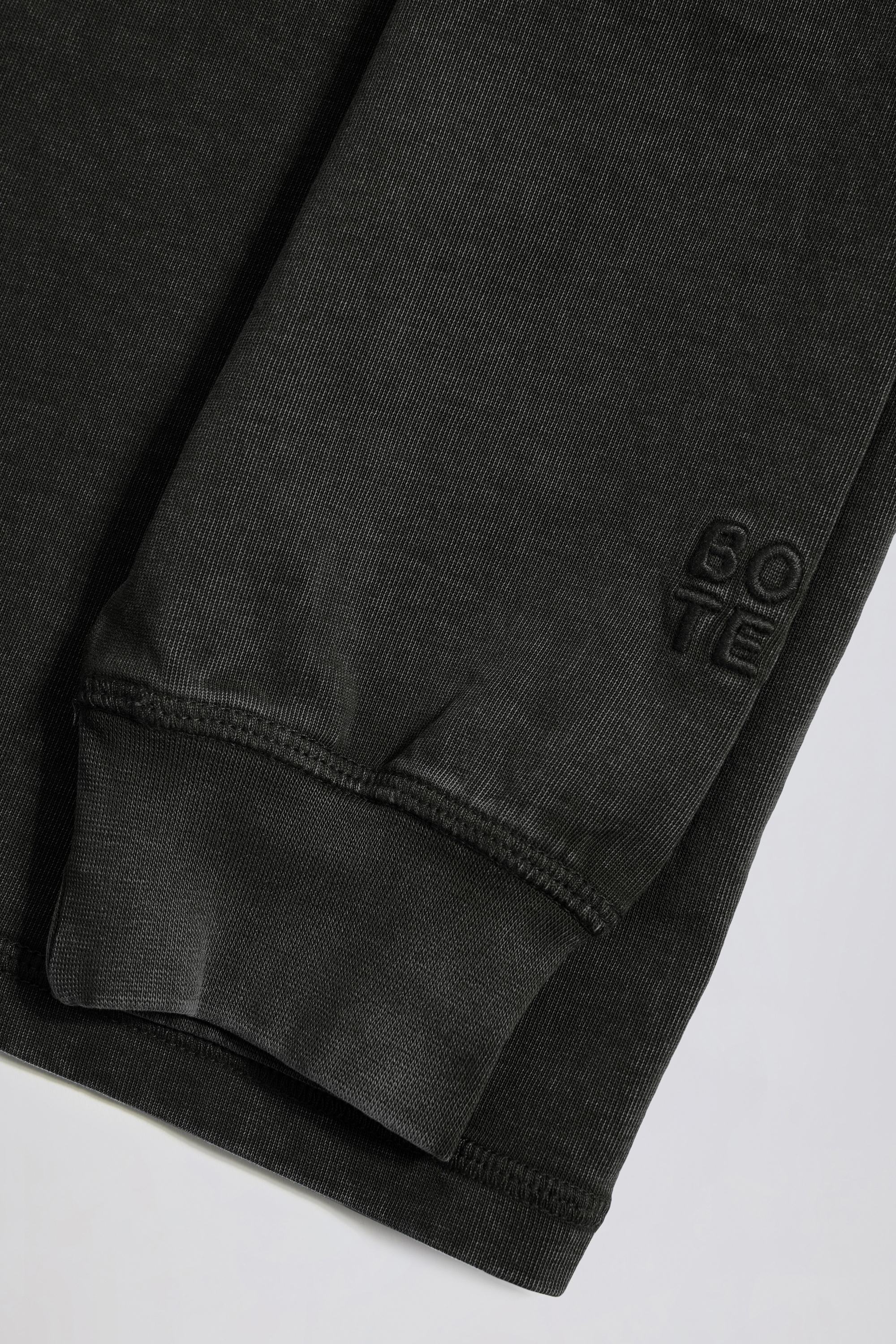 Acid Wash Long-Sleeve Oversized T-Shirt in Ash